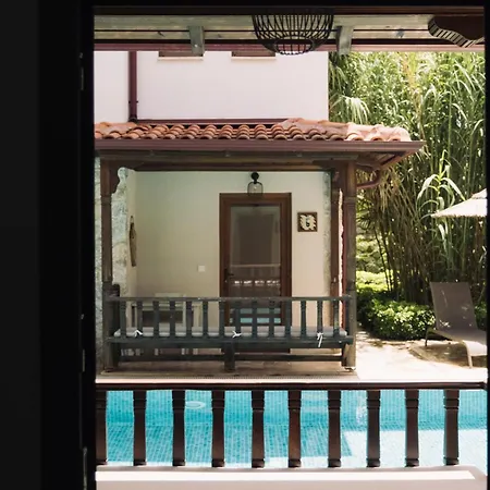 Okapi Otel Ula